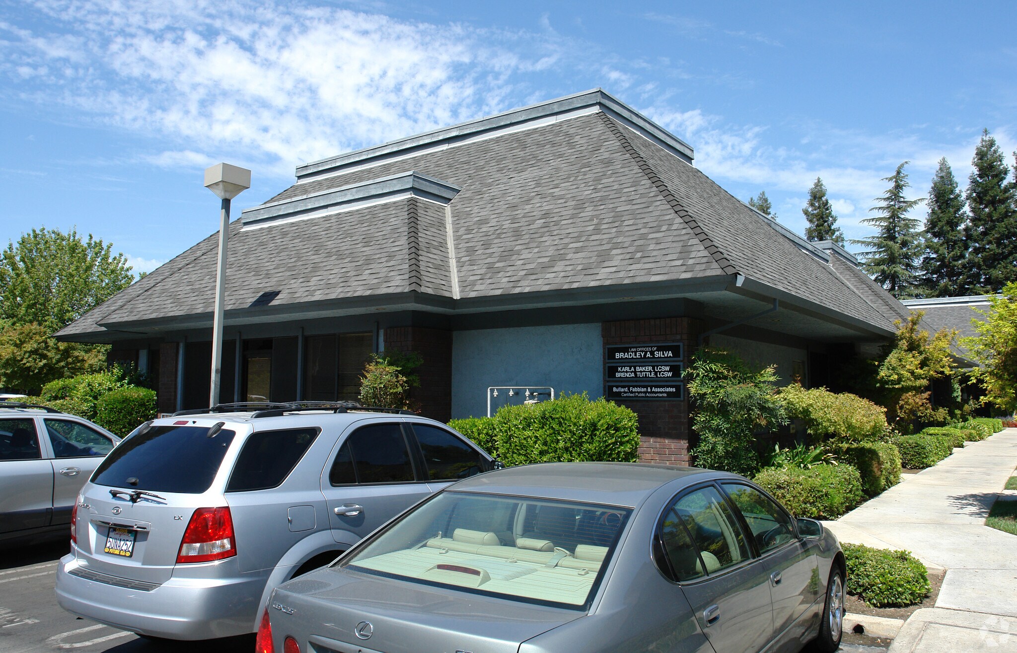 8455 N Millbrook Ave, Fresno, CA for lease Building Photo- Image 1 of 7