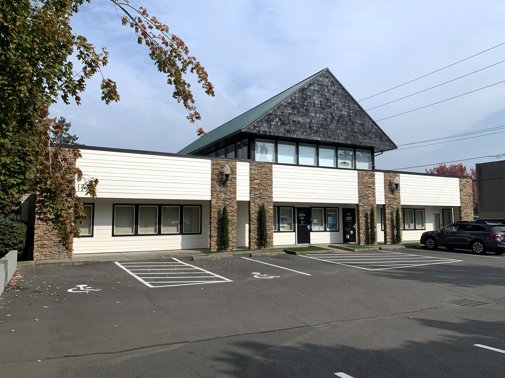 1220 Liberty St NE, Salem, OR for lease Building Photo- Image 1 of 6