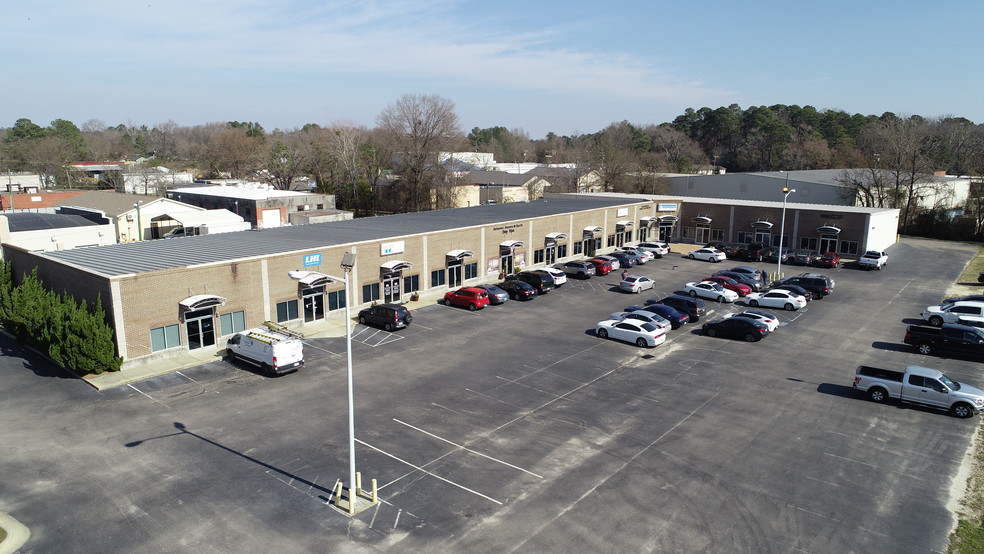 726 Ramsey St, Fayetteville, NC for lease - Primary Photo - Image 1 of 21