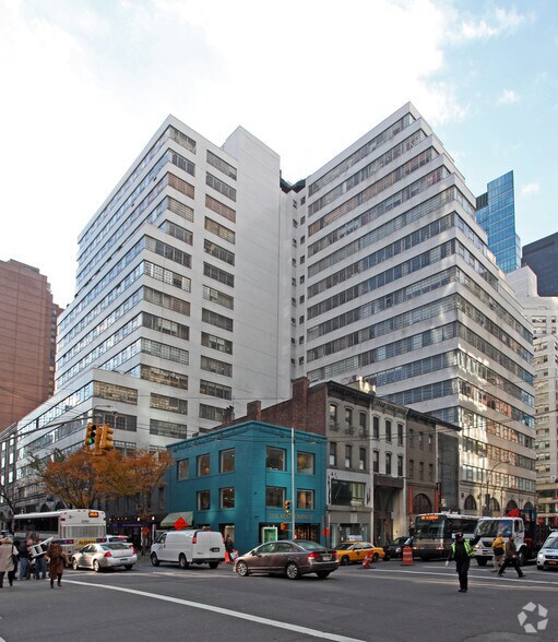 979 3rd Ave, New York, NY for lease - Building Photo - Image 2 of 2