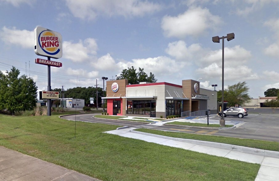 2256 Ambassador Caffery Pky, Lafayette, LA 70506