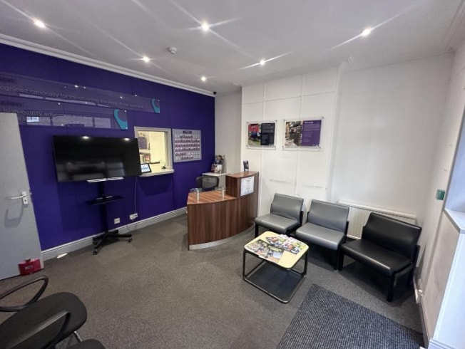 7 Clarendon St, Nottingham for lease - Interior Photo - Image 1 of 5