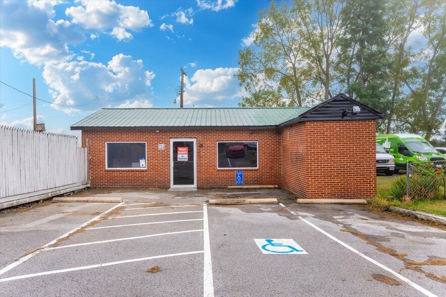 334 Burhans Blvd, Hagerstown, MD for sale - Building Photo - Image 1 of 17
