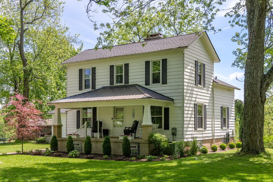 7117 Fishburg Rd, Dayton, OH for sale - Primary Photo - Image 2 of 34