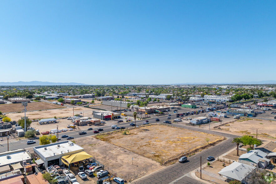 2725 N 34th Dr, Phoenix, AZ for sale - Building Photo - Image 1 of 12