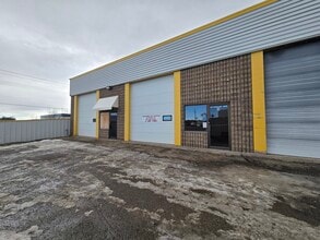 7887 50 Av, Red Deer, AB for lease Building Photo- Image 1 of 9