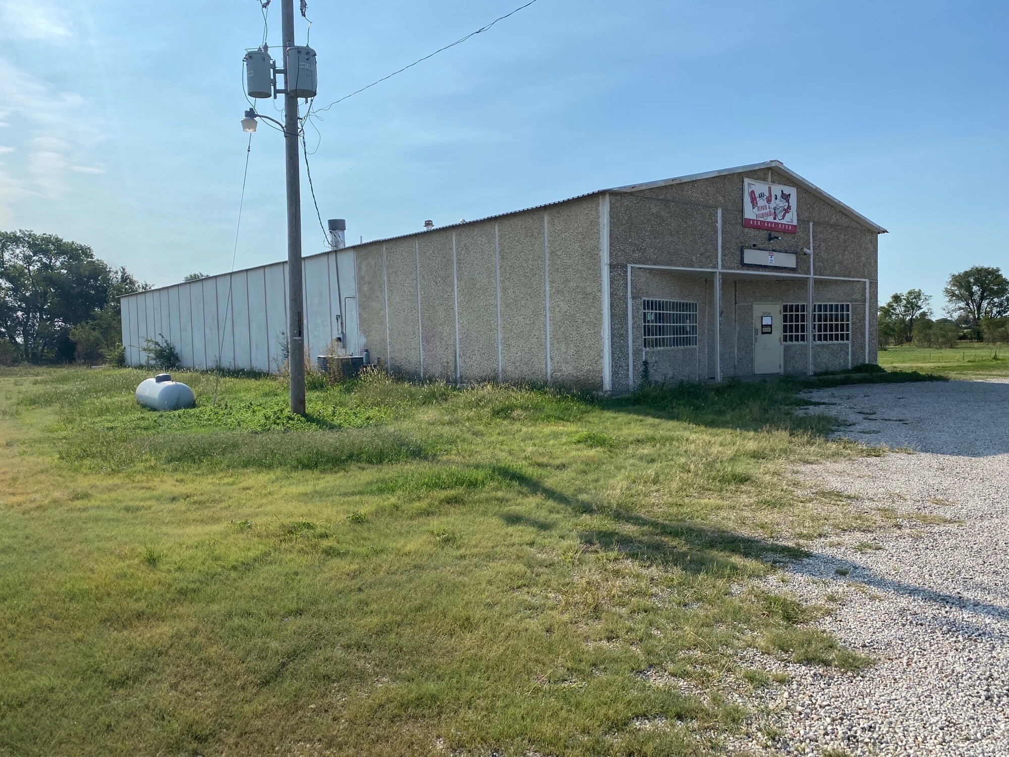 2006 S Main St, South Hutchinson, KS for sale Building Photo- Image 1 of 1