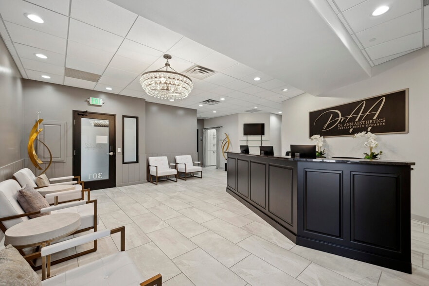 4420 Valley View Rd, Edina, MN for lease - Building Photo - Image 3 of 33