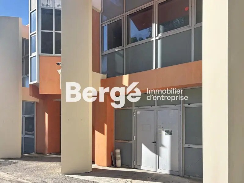 Flex in Valbonne for lease Building Photo- Image 1 of 15
