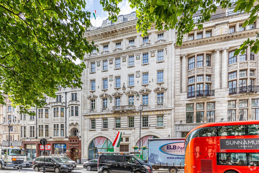 17-19 Cockspur St, London for sale - Primary Photo - Image 1 of 1