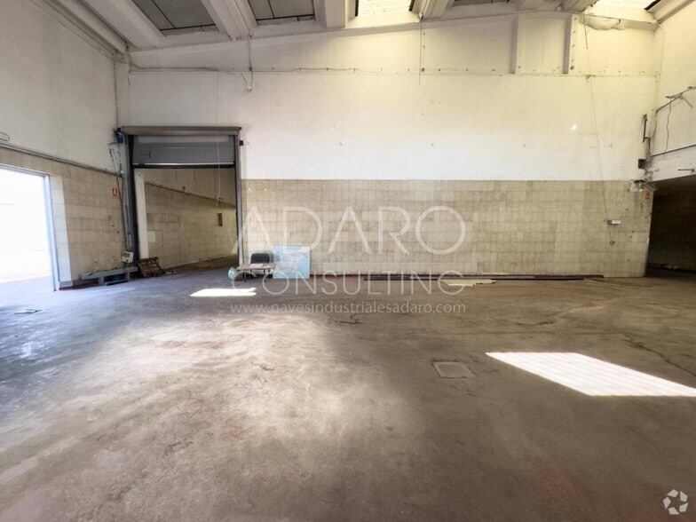 Industrial in Madrid, Madrid for sale - Building Photo - Image 3 of 9
