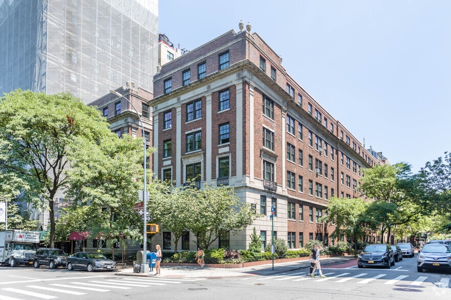 1160 Fifth Ave, New York, NY for lease - Building Photo - Image 2 of 25