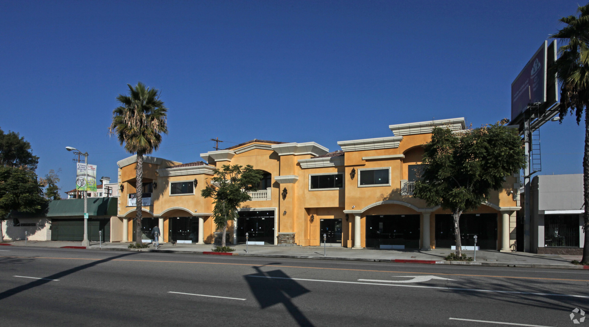 13833-13841 Ventura Blvd, Sherman Oaks, CA for sale Primary Photo- Image 1 of 1