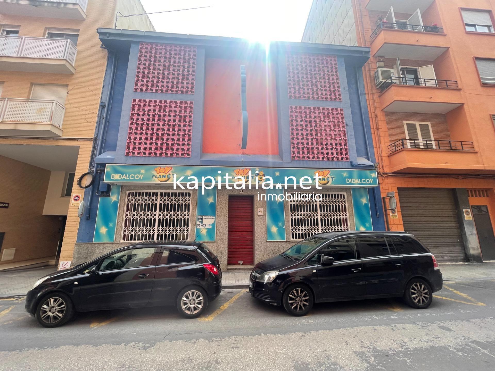 Office in Alcoy, Alicante for sale Building Photo- Image 1 of 2