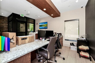 1601 W Colonial Dr, Orlando, FL for sale Interior Photo- Image 2 of 11