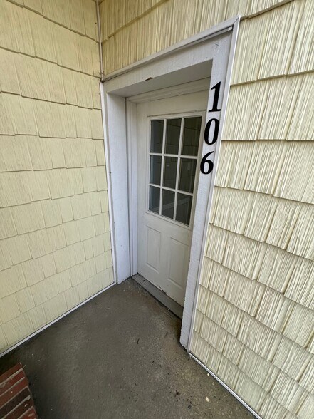 607 Atlantic Beach Cswy, Atlantic Beach, NC for lease - Building Photo - Image 3 of 12