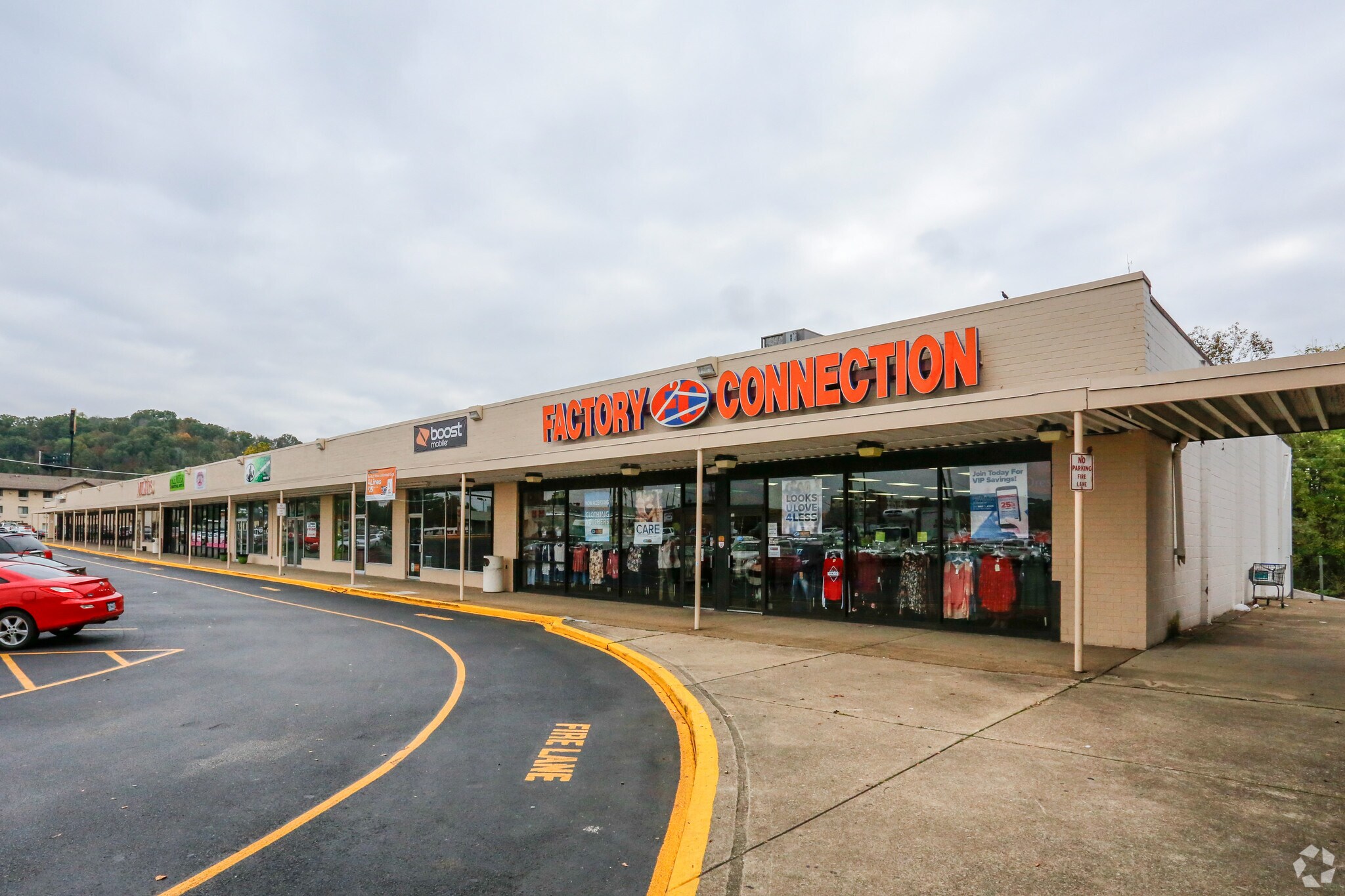 981 Dunbar Village Plz, Dunbar, WV 25064 Dunbar Village Plaza