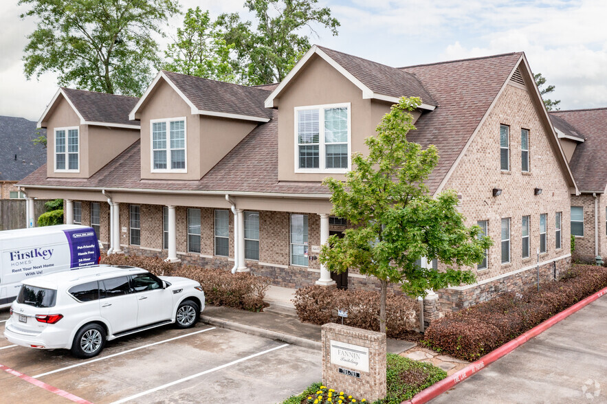 25511 Budde Rd, The Woodlands, TX for lease - Primary Photo - Image 1 of 44