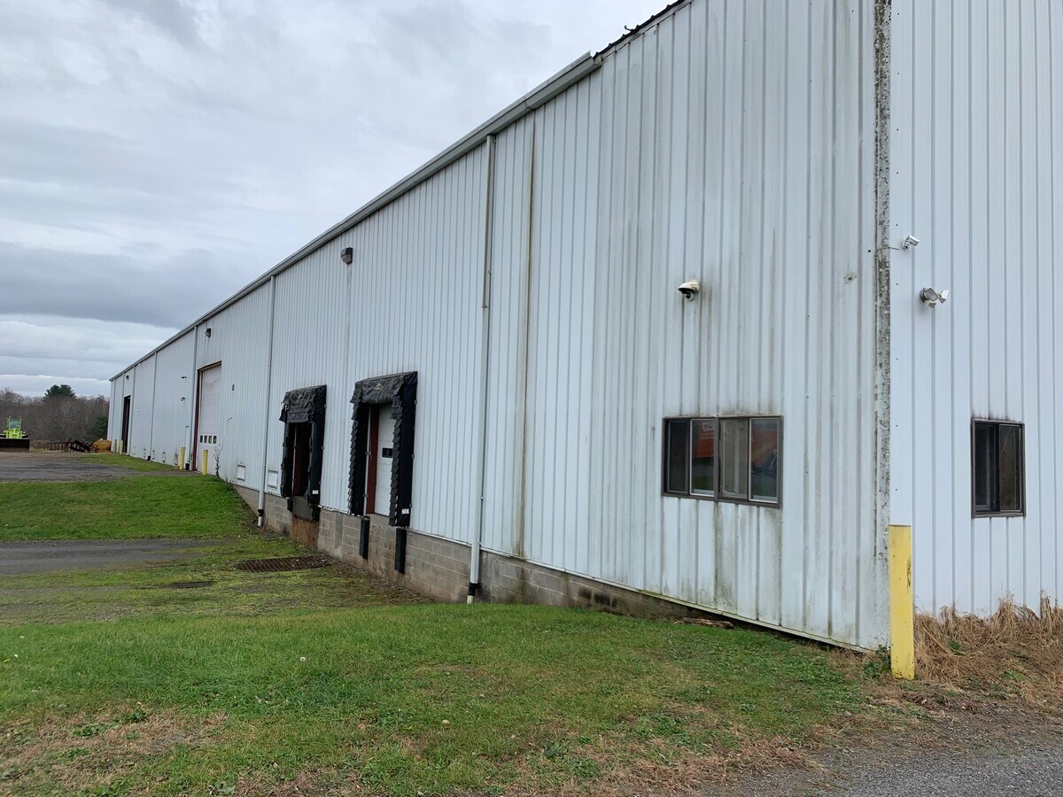 3629 County Route 4, Oswego, NY 13126