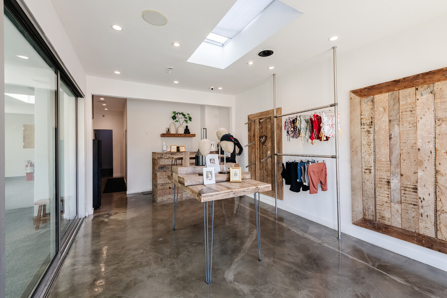 3308 Highland Ave, Manhattan Beach, CA for lease - Interior Photo - Image 2 of 24