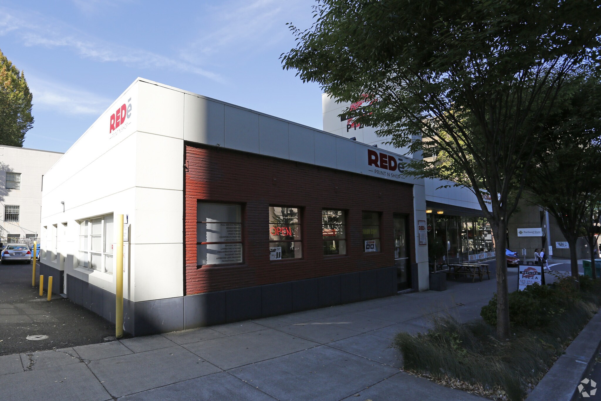 1915 SW 6th Ave, Portland, OR for lease Building Photo- Image 1 of 7