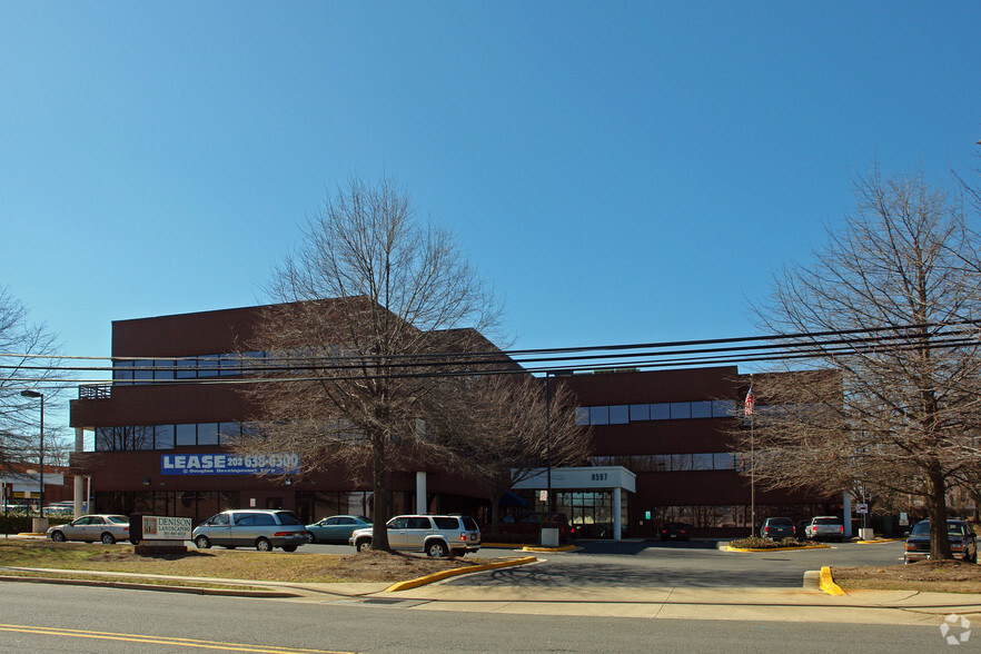 8507 Oxon Hill Rd, Oxon Hill, MD for lease - Building Photo - Image 3 of 7