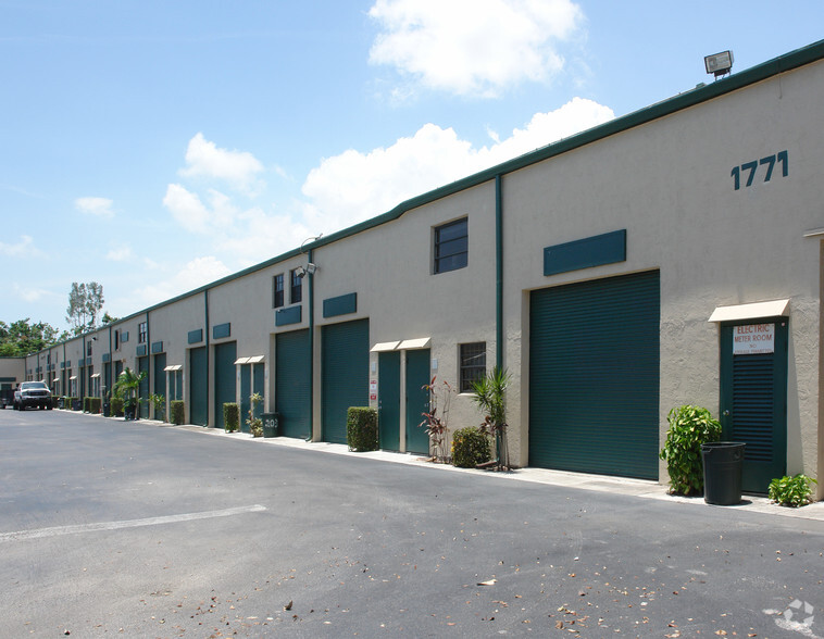 1791 Blount Rd, Pompano Beach, FL for lease - Building Photo - Image 2 of 7