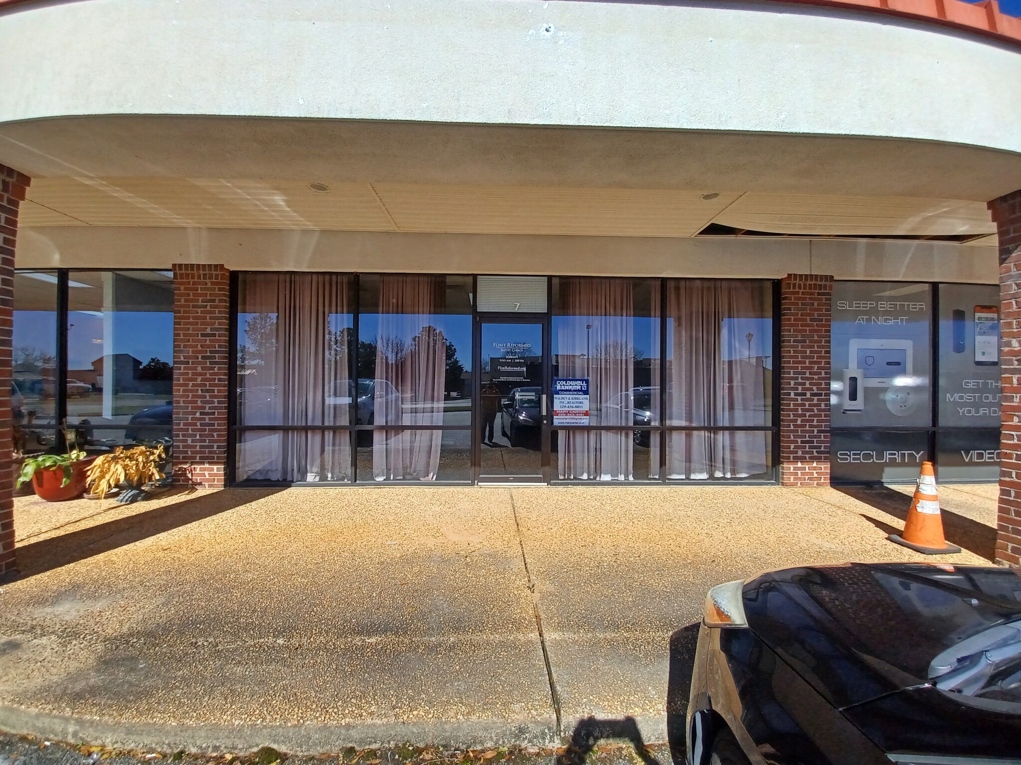 1140 N Westover Blvd, Albany, GA for lease Building Photo- Image 1 of 11