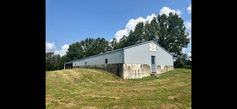 4245 Hwy EE - Airplane Hangar