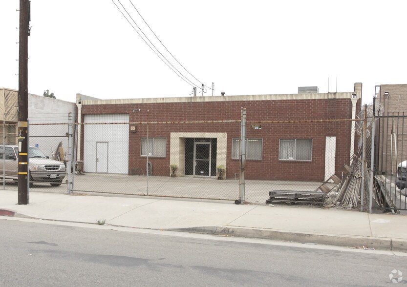 11810 Vose St, North Hollywood, CA for sale - Primary Photo - Image 1 of 1