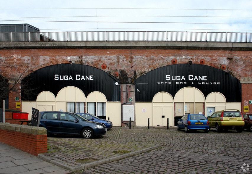 Church Walk, Leeds for lease - Building Photo - Image 3 of 9