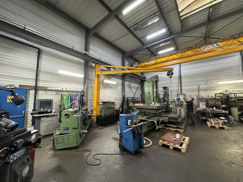 Flex in Presles for sale - Interior Photo - Image 2 of 10