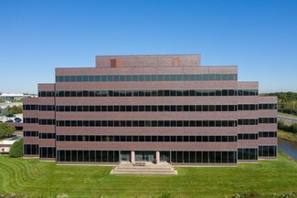 More details for 999 Oakmont Plaza Dr, Westmont, IL - Office for Lease
