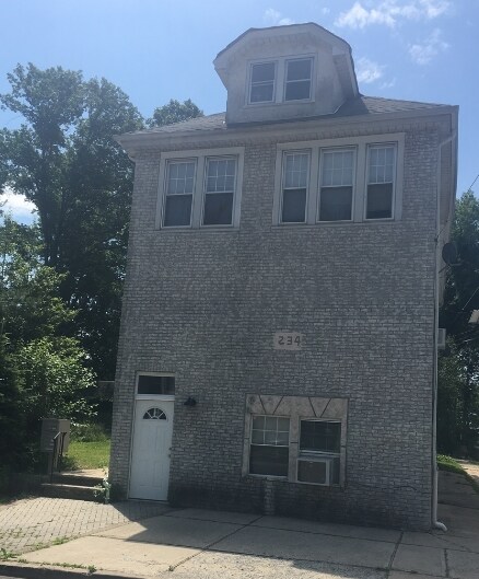 234 E 9th Ave, Roselle, NJ for sale Primary Photo- Image 1 of 1