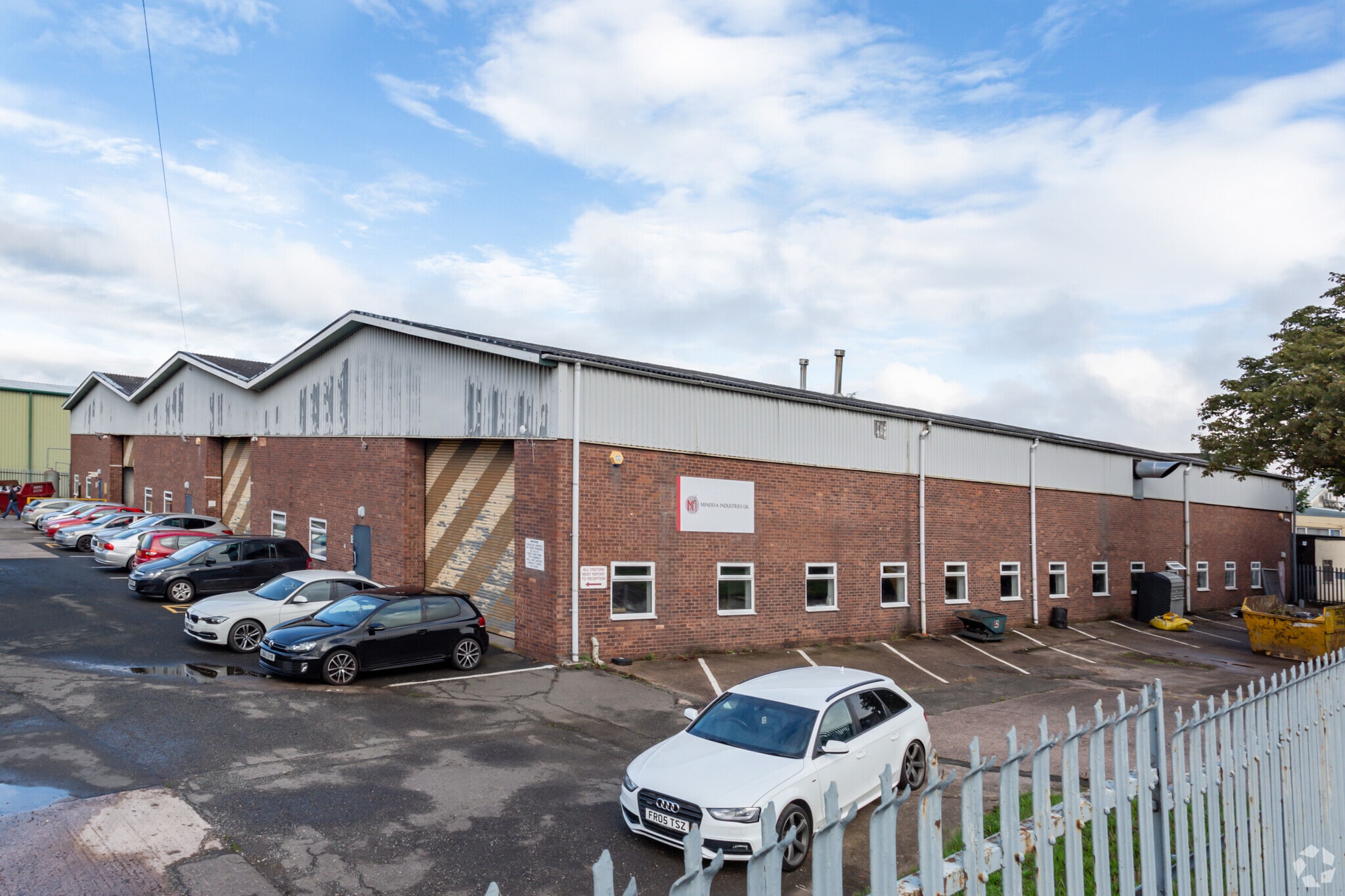 Fordhouse Rd, Wolverhampton for lease Primary Photo- Image 1 of 2