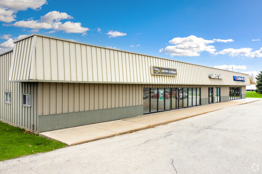 1504 Refset Dr, Janesville, WI for lease - Building Photo - Image 2 of 4