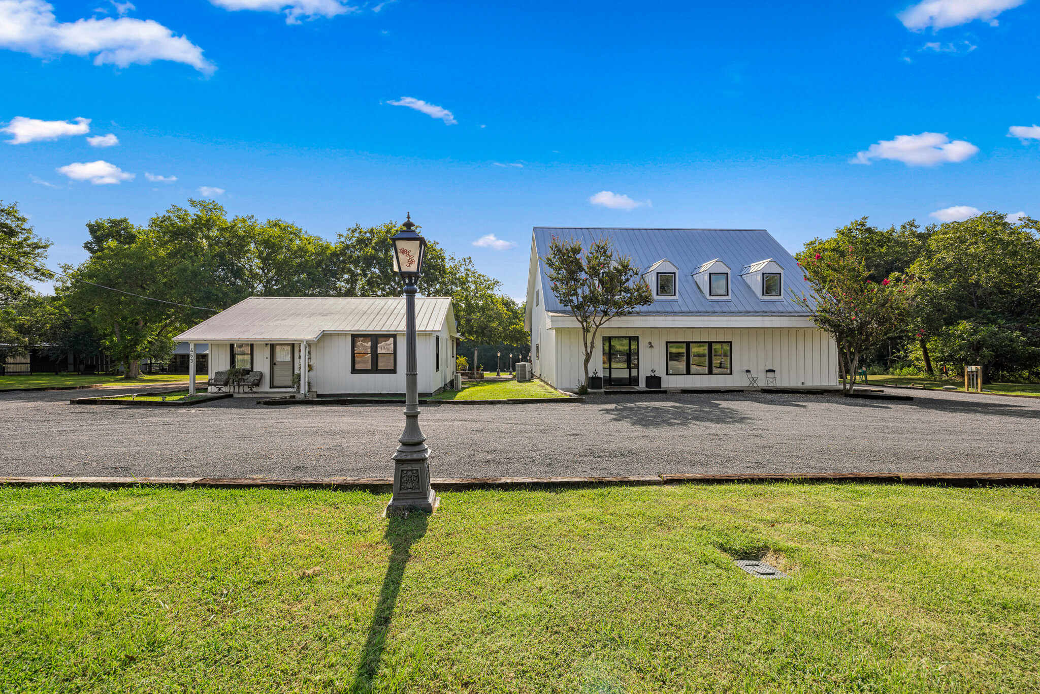 453 N Washington St, Round Top, TX for sale Building Photo- Image 1 of 43