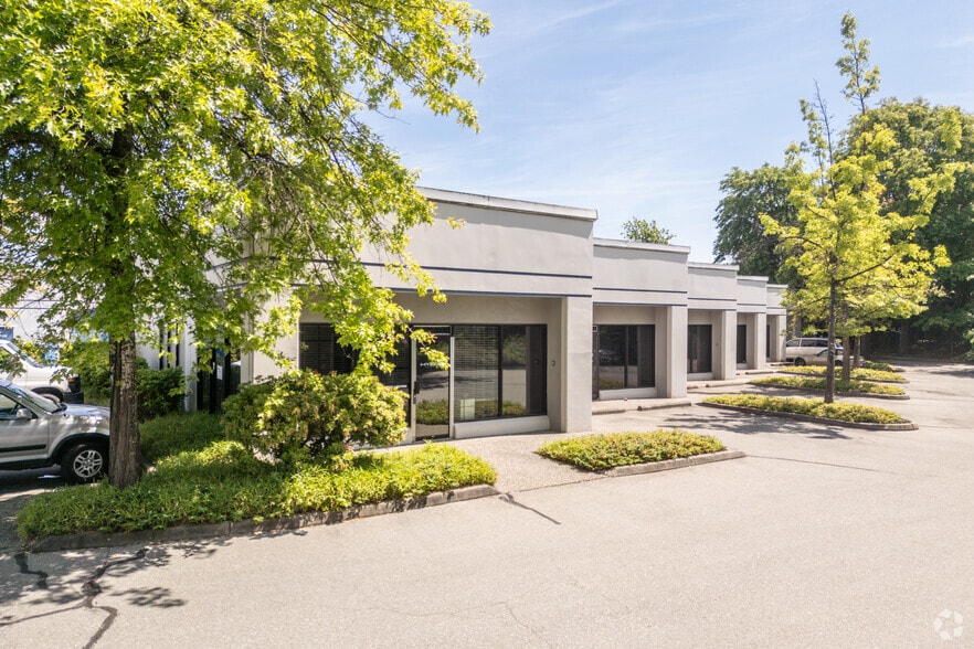 18812 96th Ave, Surrey, BC for lease - Building Photo - Image 1 of 3