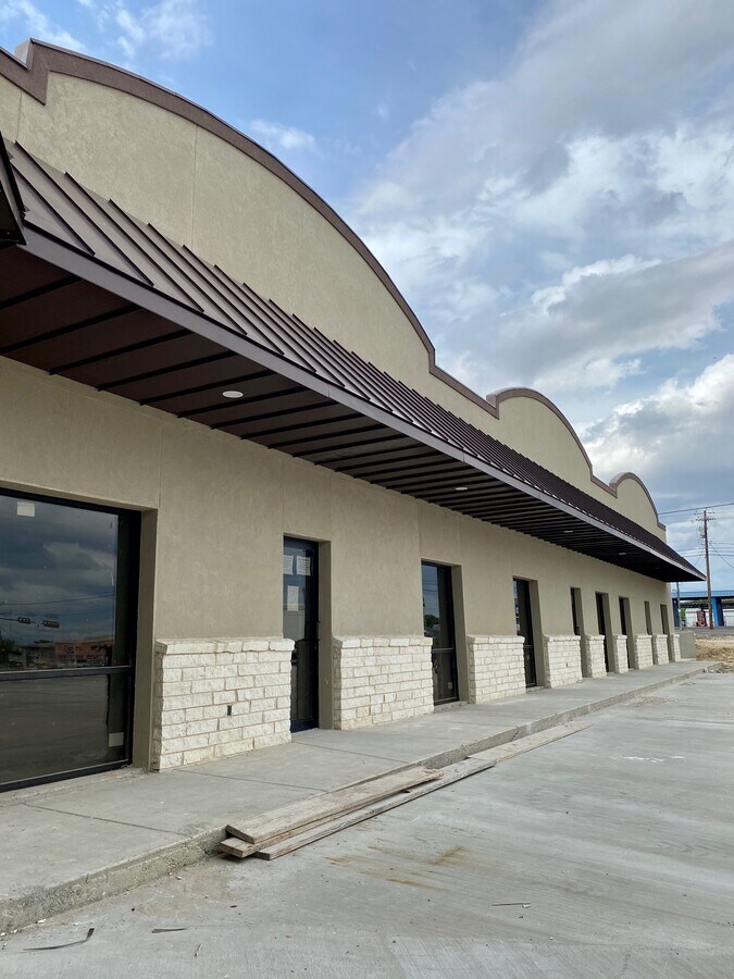 2286 El Indio Hwy, Eagle Pass, TX 78852