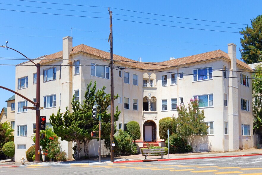 2924 Claremont Ave, Berkeley, CA for sale - Building Photo - Image 1 of 1