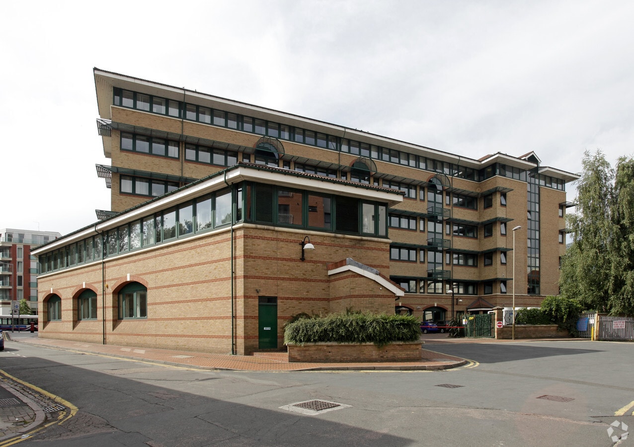 1 Causeway Ln, Leicester, LEC LE1 4AA