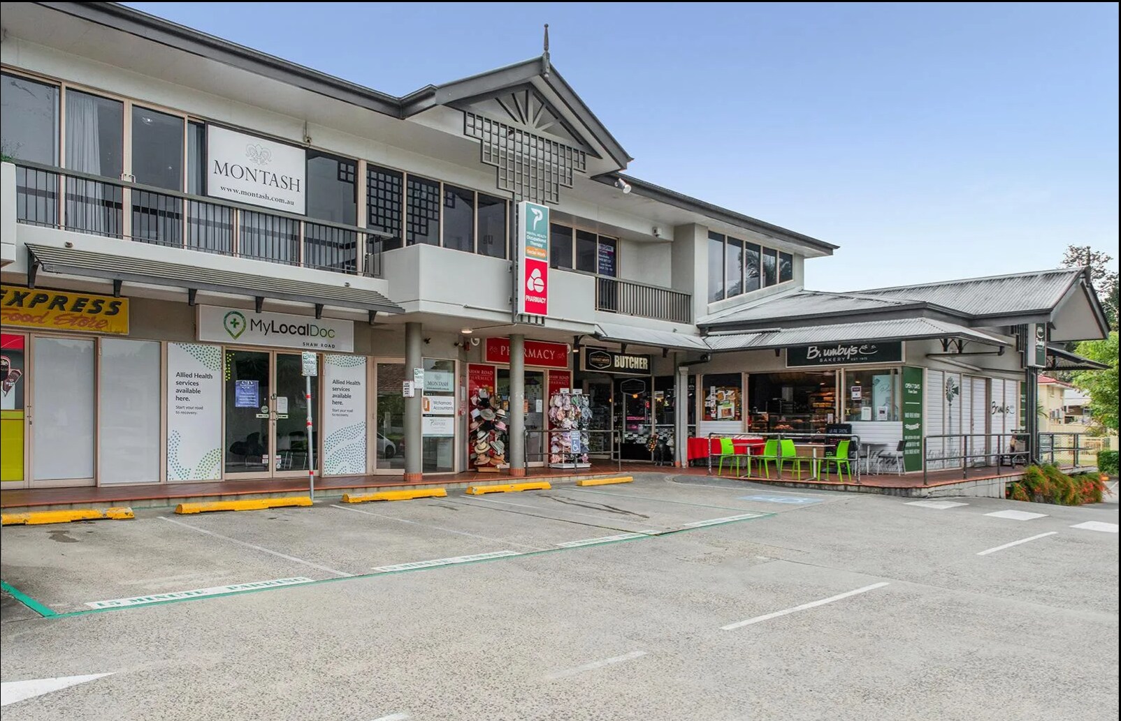 216 Shaw Rd, Wavell Heights for lease Primary Photo- Image 1 of 3
