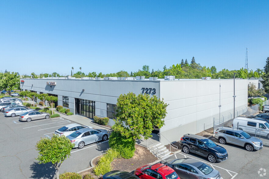 7273 14th Ave, Sacramento, CA for lease - Building Photo - Image 2 of 8