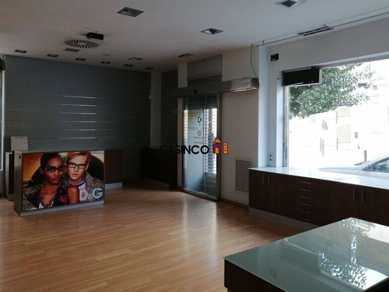 Retail in València, Valencia for sale - Building Photo - Image 3 of 7
