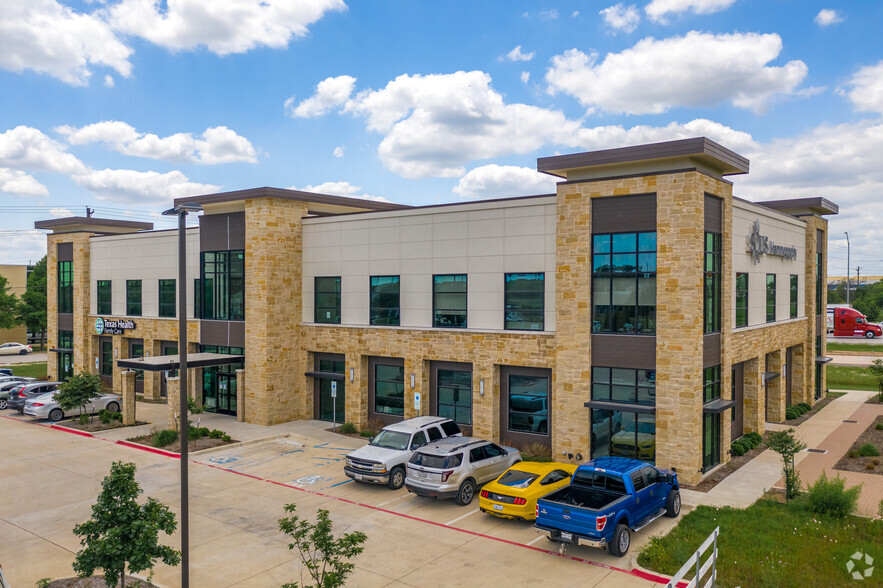 2660 Scripture St, Denton, TX for lease - Building Photo - Image 1 of 8