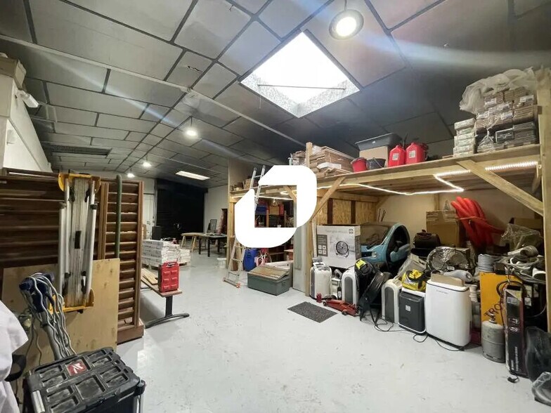 Office in Bruges for lease - Interior Photo - Image 2 of 7