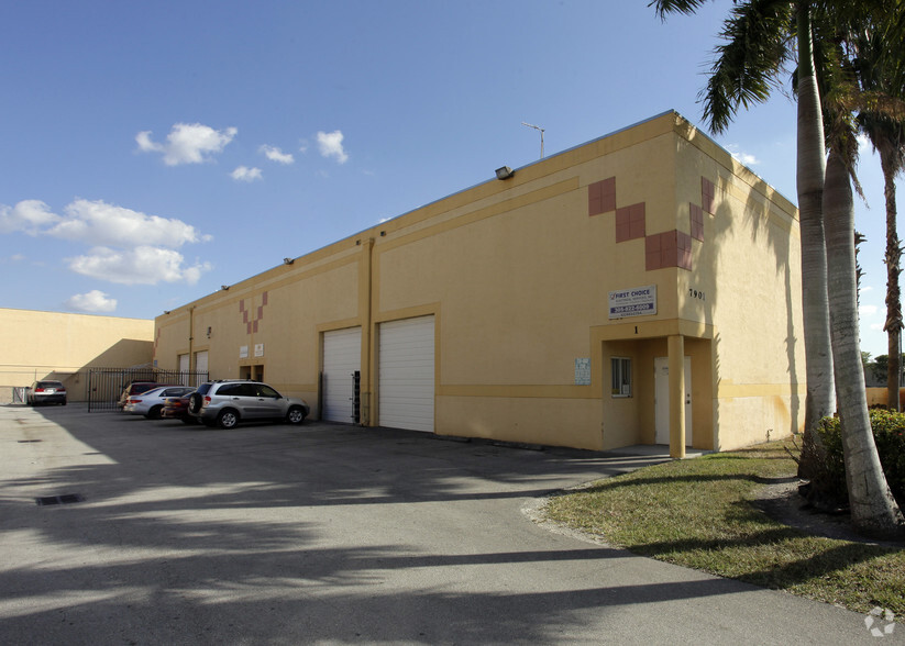 7901 W 25th Ave, Miami Lakes, FL for lease - Primary Photo - Image 1 of 2