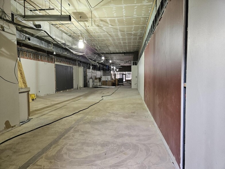 309 S Main St, Aberdeen, SD for lease - Interior Photo - Image 3 of 4