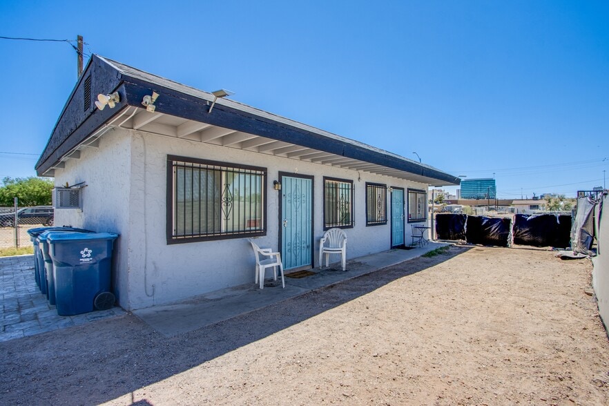 612 W Washington Ave, Las Vegas, NV for sale - Building Photo - Image 3 of 25