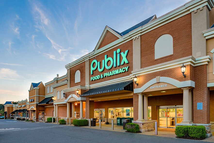 110 Cedarcrest Rd Acworth Ga 30101 Governors Towne Square Loopnet Com